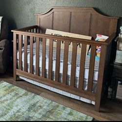 Crib and dresser