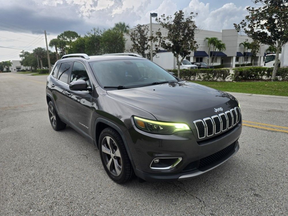 2019 Jeep Cherokee