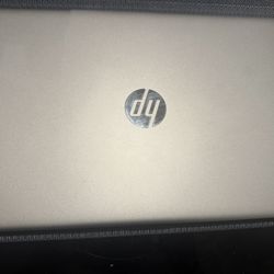 Hewlett Packard Laptop , Touch Screen , Silver , 15 “ Inch ( Almost New )
