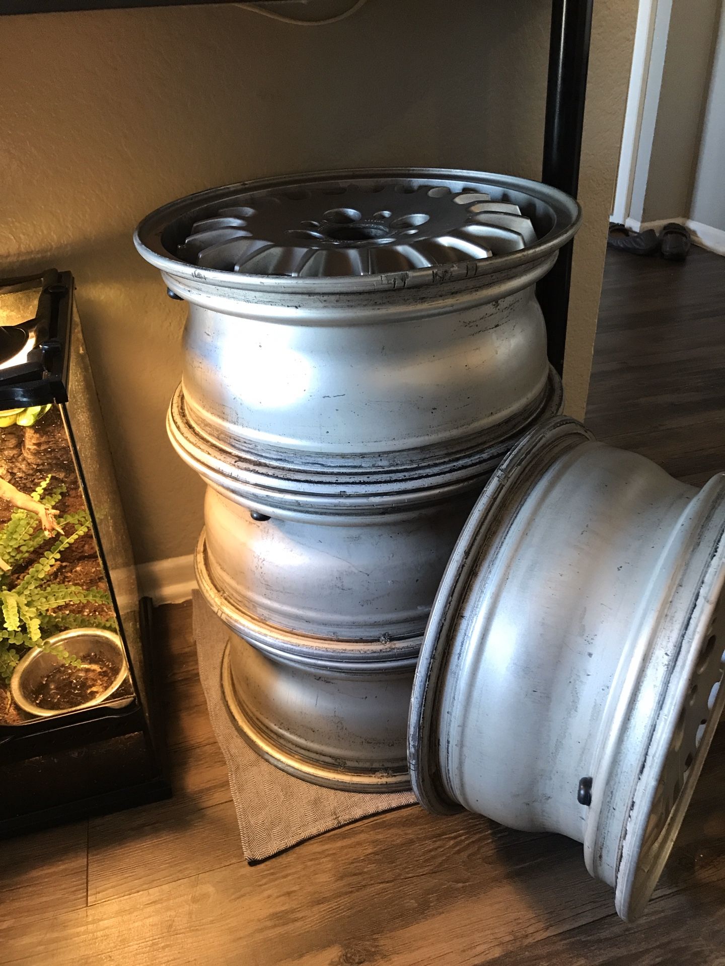 E30 BMW Rims