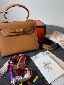 (200$)Hermes Kelly 25 Gold Epsom Leather with strap