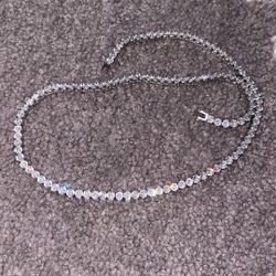 Anthony Jacob’s necklace 