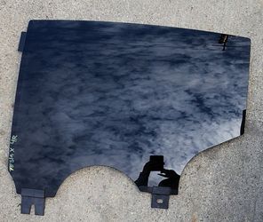 2016 2017 2018 2019 2020 TESLA MODEL X LEFT REAR DRIVER DOOR WINDOW GLASS