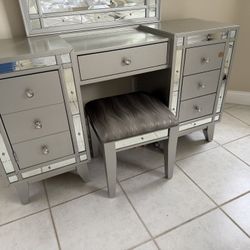 Vanity With Mirror