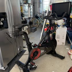 Pelaton Exercise Bike 