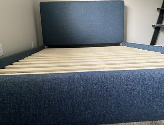 Castlery Adams Queen Size Bed – Blue