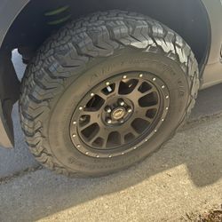 USED KO2 TIRES
