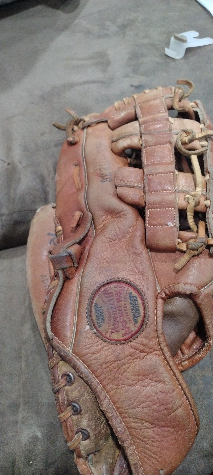 Spalding Rock Monday Baseball Glove 43-3236 Rh