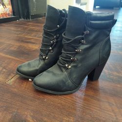 Forever Women's Chunky Heels 