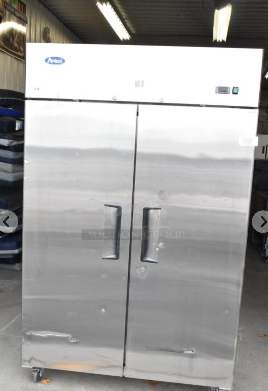 Commercial Refrigerator