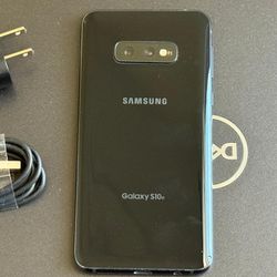 Samsung Galaxy S10e , Unlocked   for all Company Carrier ,  Excellent Condition  Like New 