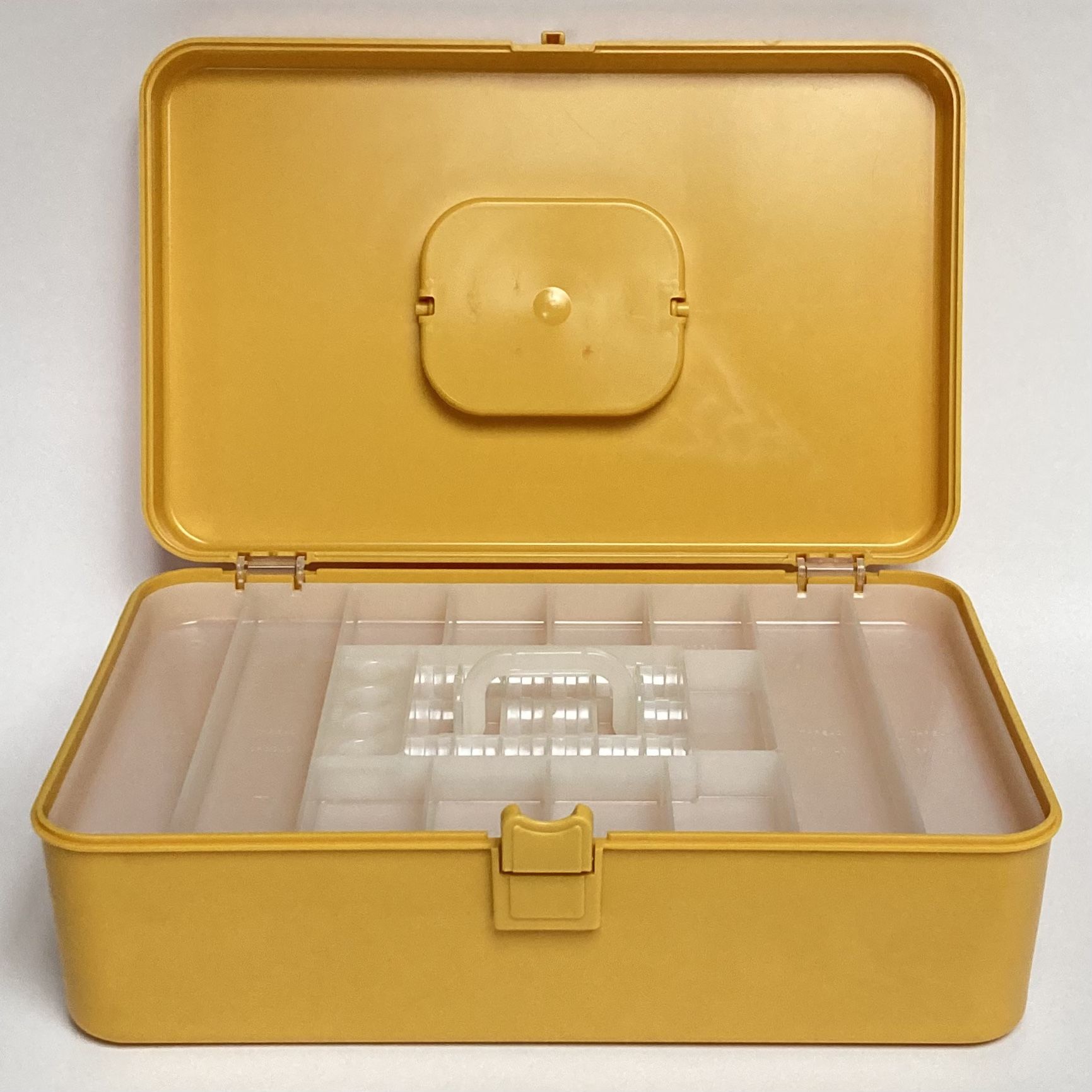 1970s Wilson Wil-Hold Sewing Box With Removable Tray