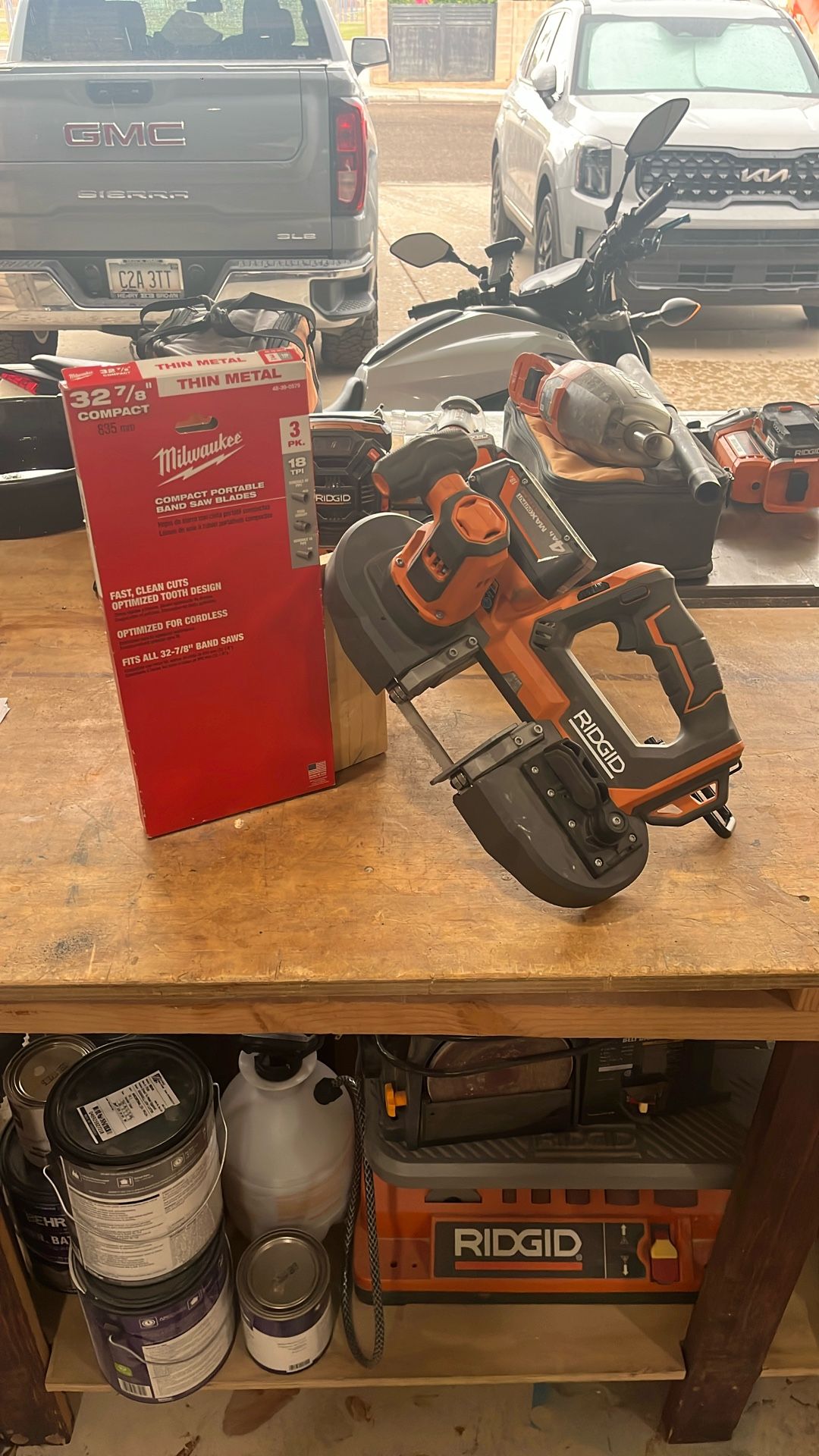 Ridgid Handheld Bandsaw