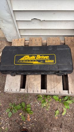 DEWALT Quik Drive QD2000 $150 OBO