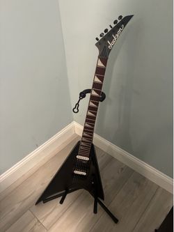 Jackson JS32T Rhoads V Electric Guitar Satin Black