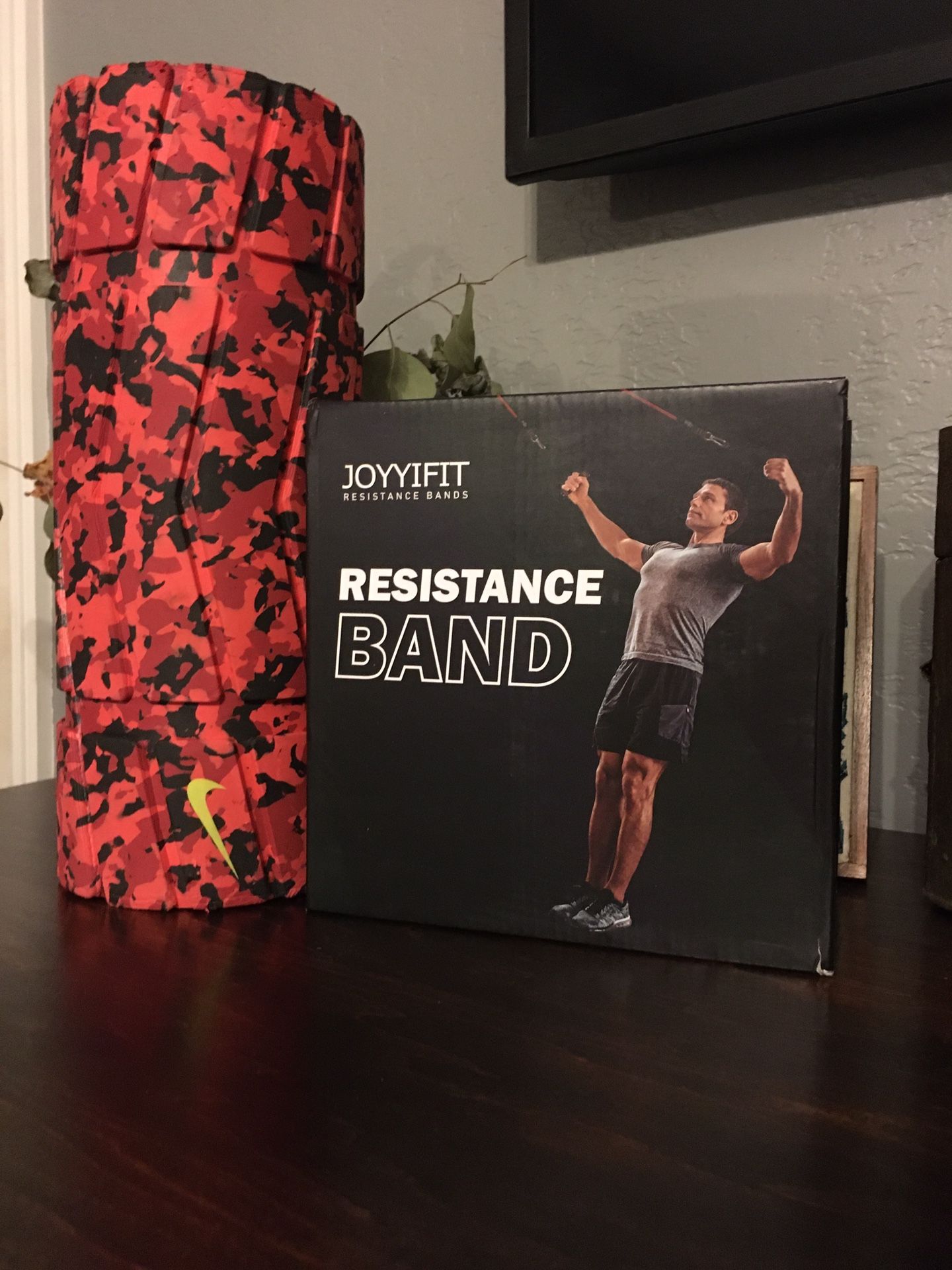 New resistance bands set with Nike foam roller