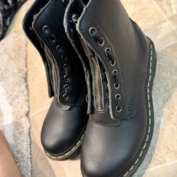 Dr. Martens 1460 Pascal Front Zip Leather Boots