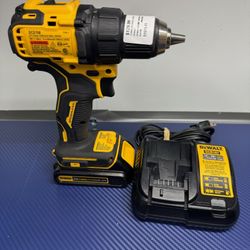 DEWALT DCD708 ATOMIC 20V MAX Cordless Brushless Compact 1/2" DRILL W/BATTERY AND CHARGER