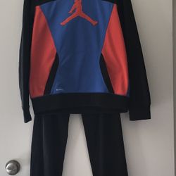 Jordan’s Hooded Sweatshirt And Sweatpants XL