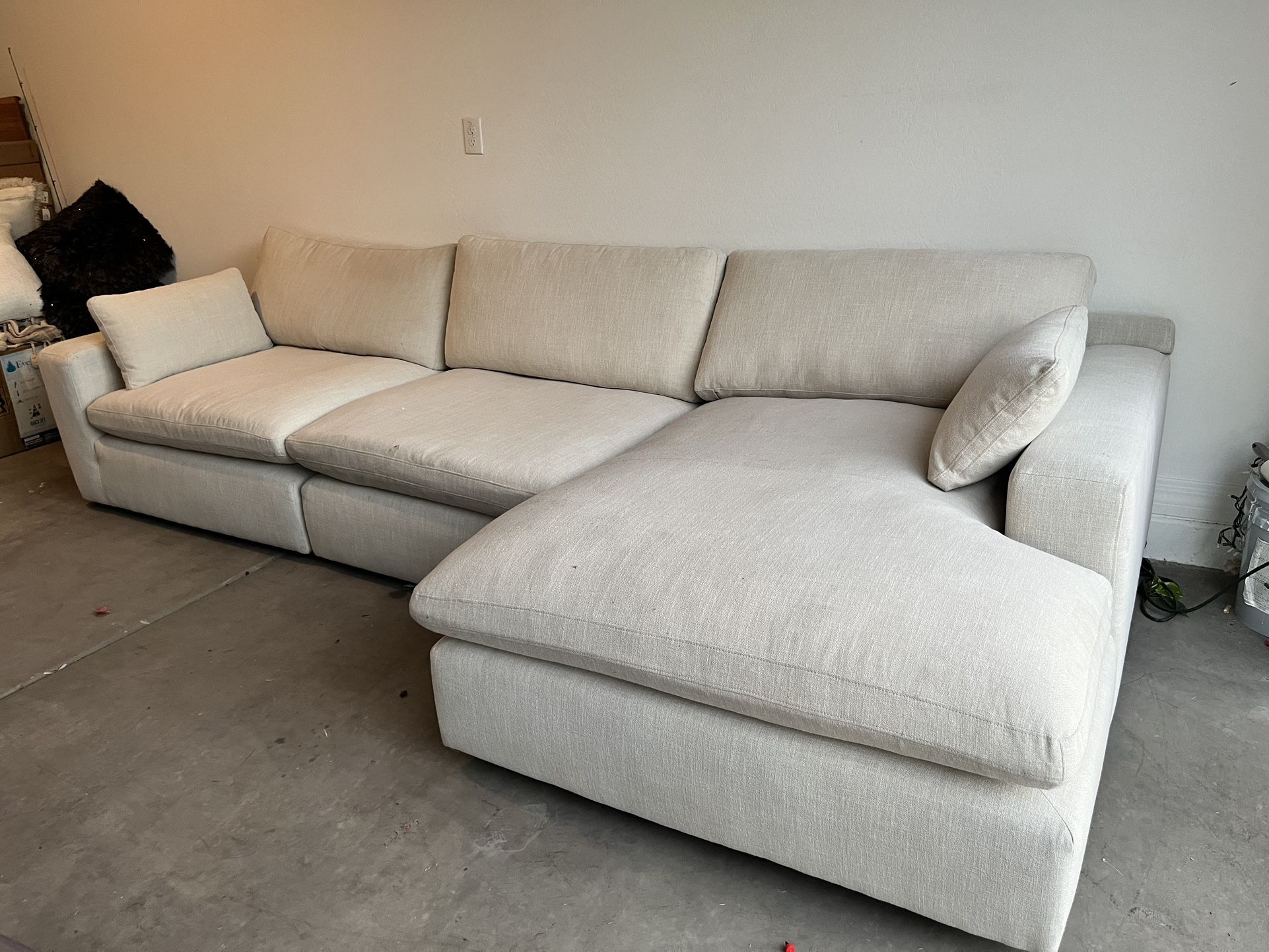 White Linen Cream Modular Chaise Sectional (delivery Available)