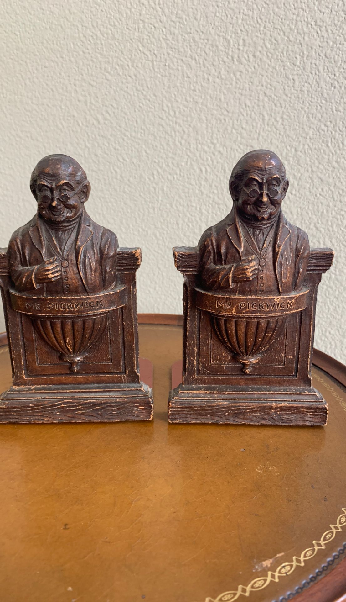 Mr. Pickwick bookends SyrocoWood