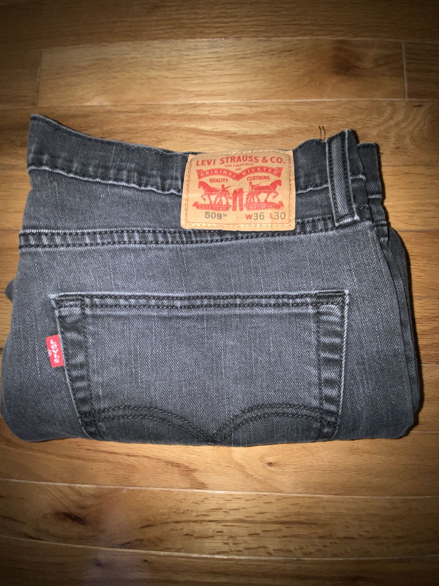 508 Levis 36x30