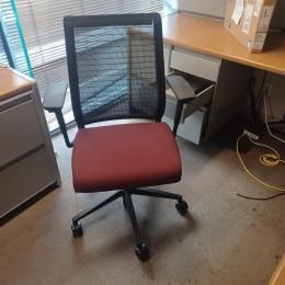 Steelcase Think Office Chairs – Black/Burgundy, Adjustable & Ergonomic