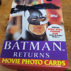 New Topps 1992 36 packs batman returns cards