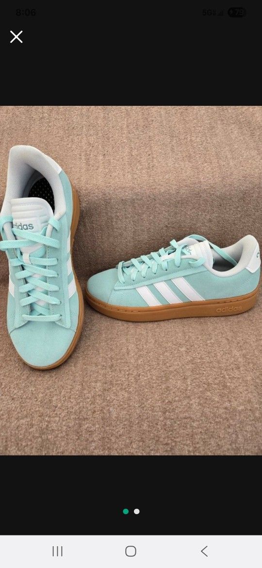 Adidas Sneakers New