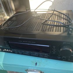 Estesrio Marca  JVC  FM Para DVD Disponible 