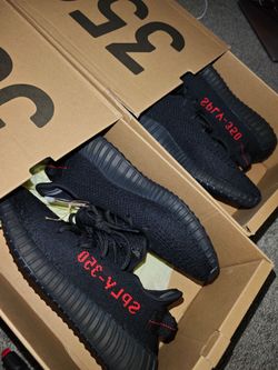 Yeezy men's 8 / women 9.5 / New