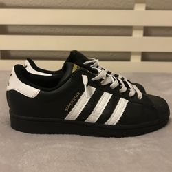 Adidas Superstar