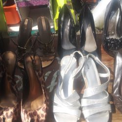 Lots Of  Name Brand  Named Shoes