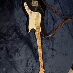 Squier Sonic Bass Guitar 