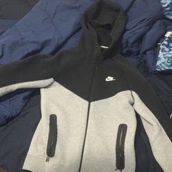 nike tech fleece