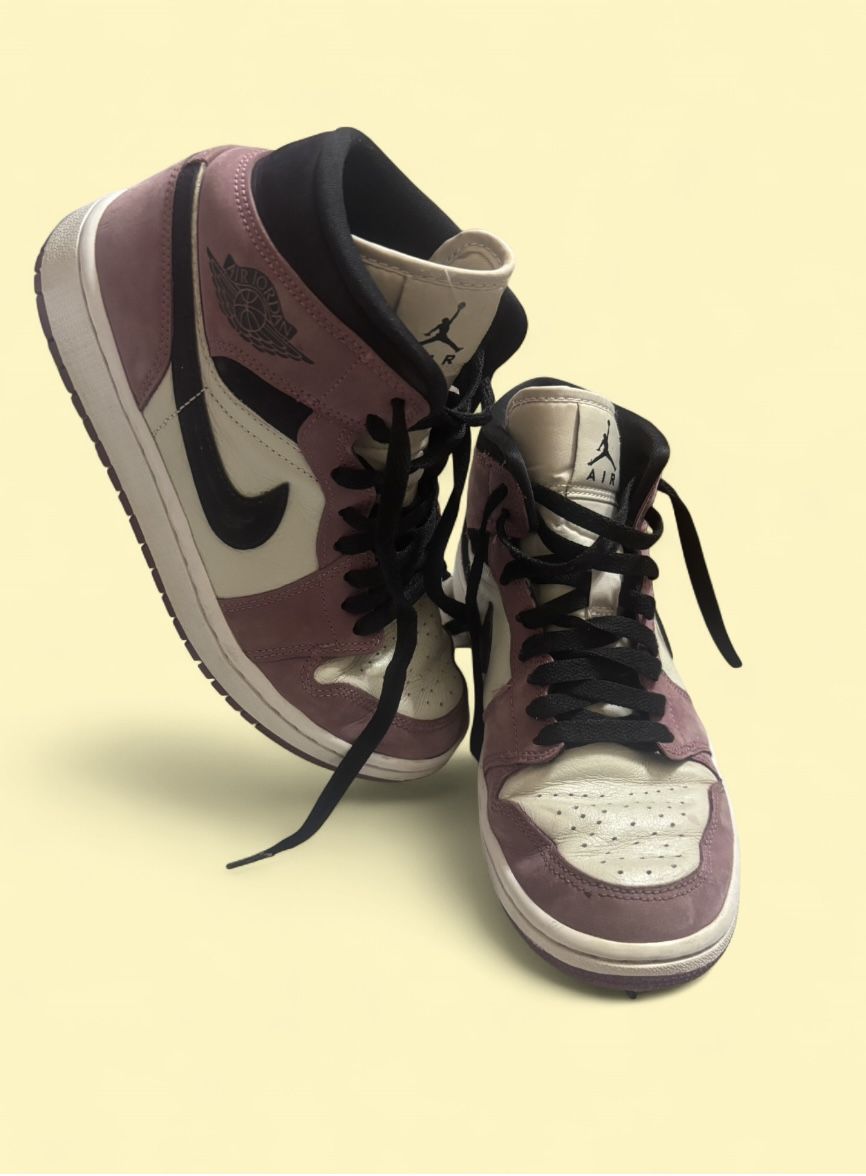 Nike Air Jordan 1 Mid SE Light Mulberry Pink Women’s Size 7.5-pre owned