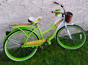 Women's huffy panama jack 26" Beach Cruiser bike bicicleta basket