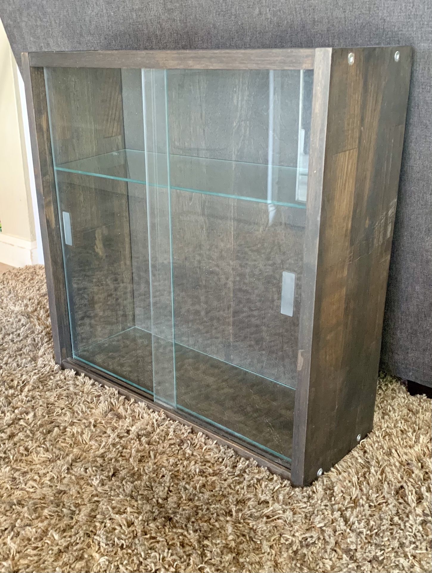 glass hanging cabinet