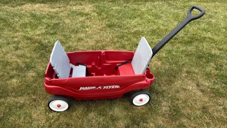 Radio flyer wagon