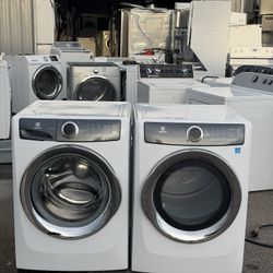 Electrolux Electric Stackable Washer And Dryer Set