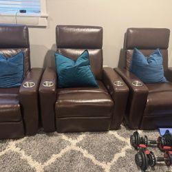 Entertainment Chairs (set Of 3)
