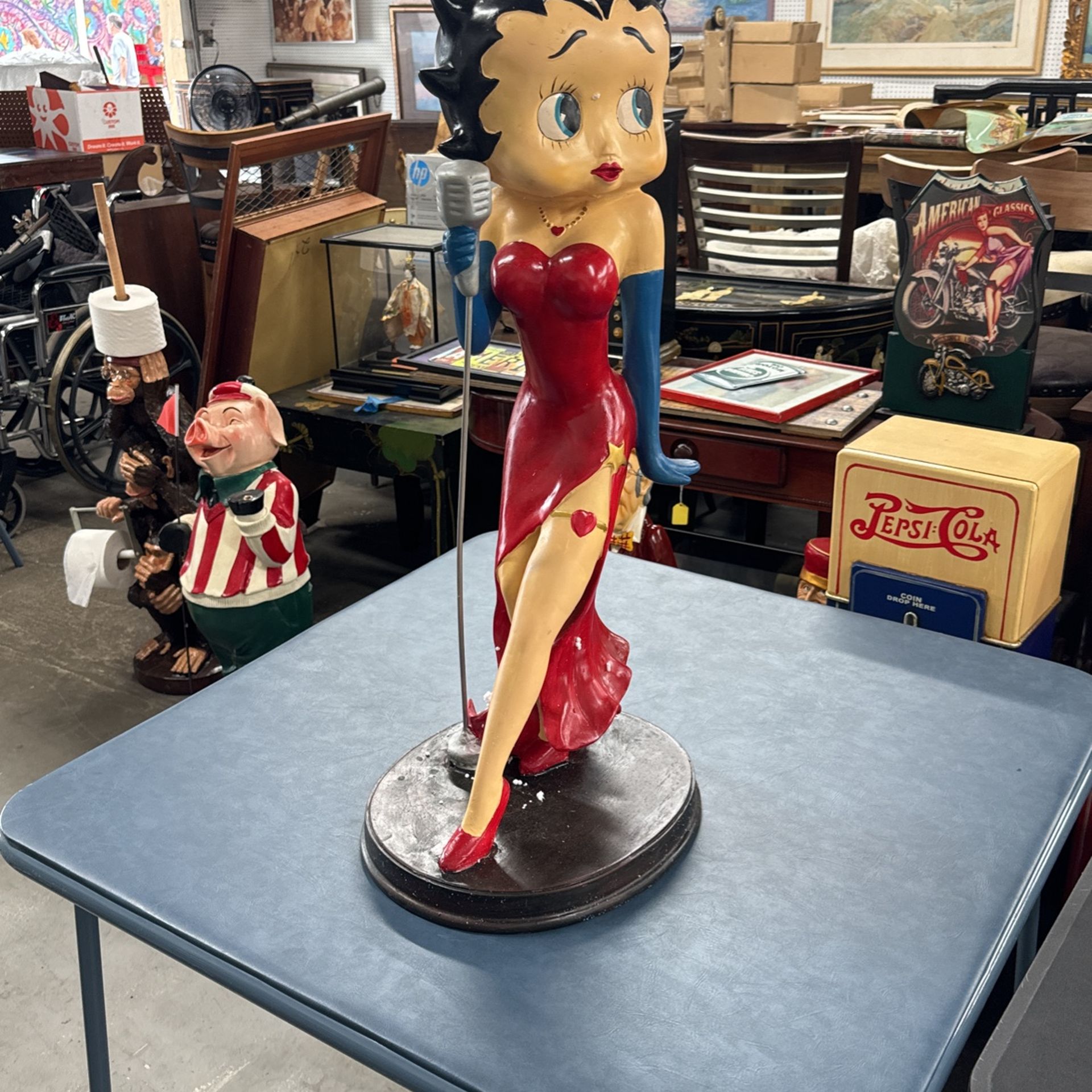 Betty Boop With Microphone
