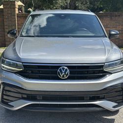 2022 Volkswagen Tiguan 2.0T SE R