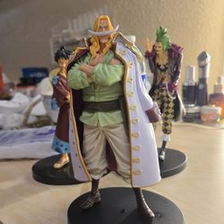 One Piece White Beard Figures