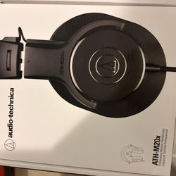 Audio Technica Headphones (noise Cancellation)