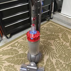 Dyson Ball Complete Vacuum 