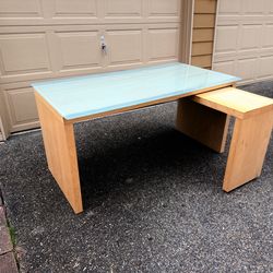 Free Ikea desk with glass top