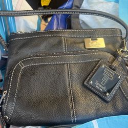 Tignanello Crossbody 🖤