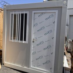 20’ Folding Container In Gardena. 