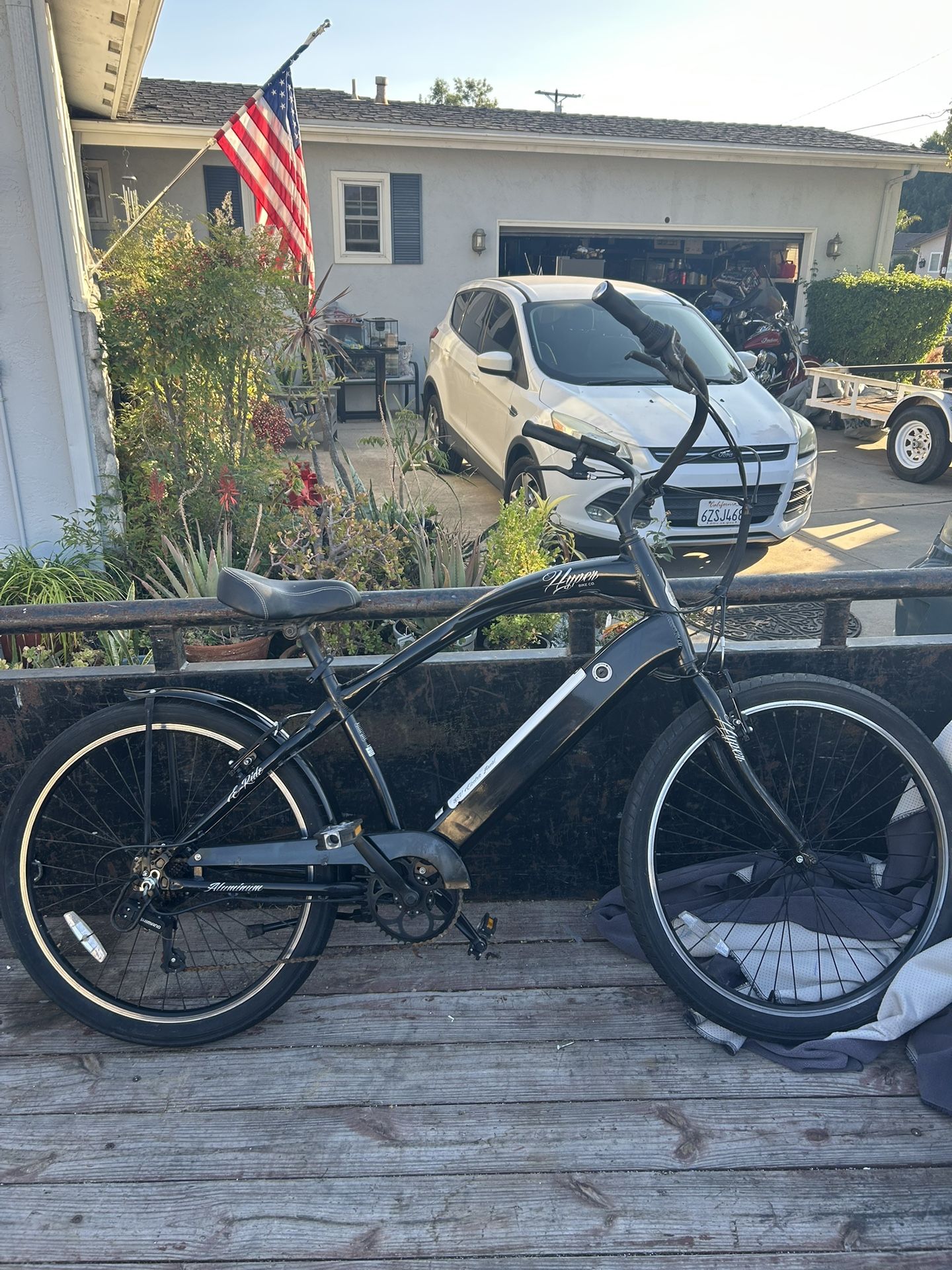 Hyper Beach Cruiser E Bike Pedal Assist-